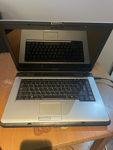 Sülearvuti toshiba, ei tööta monitor (2 foto / 2)