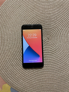 iPhone 8 space grey 64gb (аккумулятор 88%) (3 фото из 4)