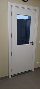 Uks PVC,niiskuskindel,veekindel külma- ja helikindel (4 foto / 8)