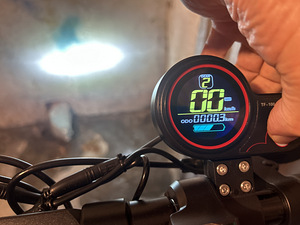 Elektriline tõukeratas Beaster Scooter Helios TF 100 (4 foto / 10)