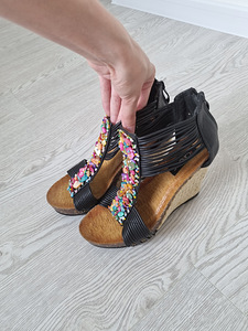Одежда XS-S (7 фото из 7)