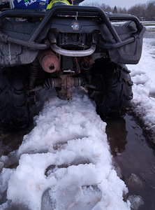 Can am outlander 800cc (1 foto / 3)