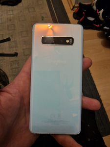 Samsung Galaxy S10 128gb/8 (4 foto / 5)