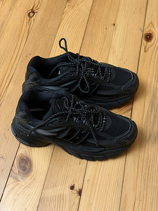 Adidas meeste tossud (uued) (1 foto / 2)