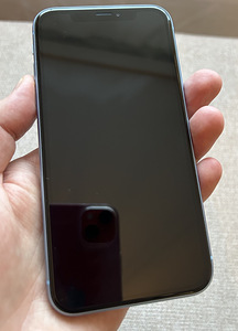 iPhone XR 64GB BLUE (2 foto / 5)