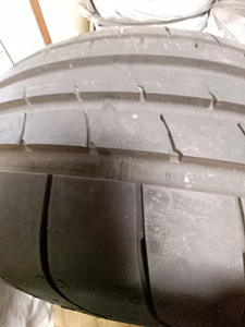 Rehvid 4 tk. GOODYEAR 235 / 65 / 18 suvised (2 foto / 5)