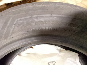 Rehvid 4 tk. GOODYEAR 235 / 65 / 18 suvised (5 foto / 5)