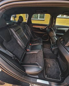 Volvo V90 R-Design 2.0 D5 173kW (14 foto / 15)