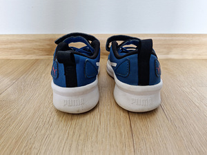 Кроссовки Puma, 24 (5 фото из 6)