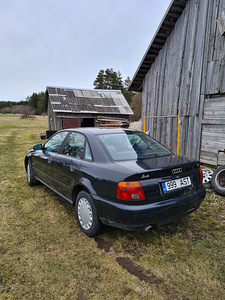 Audi A4 B5 1996a varuosadeks (3 foto / 3)