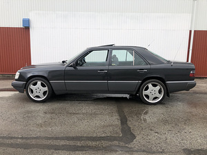 Mercedes-Benz w124 230E (2 foto / 15)