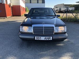 Mercedes-Benz w124 230E (9 foto / 15)