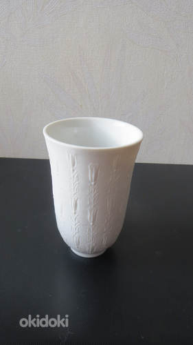 Rosenthal Germany vaas. Biskviit, reljeef. 10 cm.