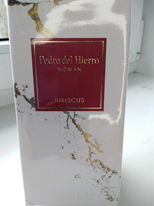 Женский парфюм Pedro del Hierro (1 фото из 3)