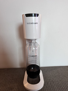 Автомат для газированной воды Sodastream (1 фото из 1)