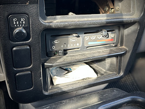 Nissan Serena 2.3 55kW (14 foto / 15)