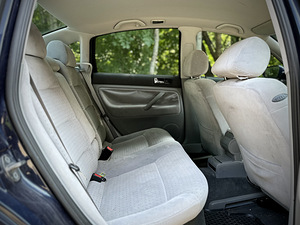 Volkswagen Passat 1.8 110kW (12 foto / 14)