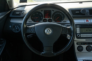 4motion Volkswagen passat b6 (7 foto / 13)