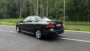Saab 9-3 (4 foto / 14)