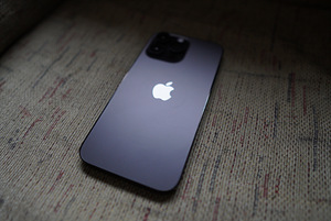 iPhone 14 pro max 128gb (2 фото из 2)