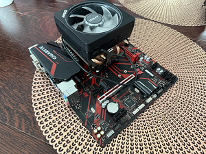 Gigabyte B450M + AMD Ryzen 5 3600XT (1 foto / 1)