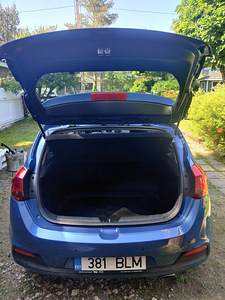Kia Ceed 1.6 99kW 2014a AVARIILINE (6 foto / 13)