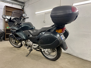 HONDA NT 650V (4 foto / 7)