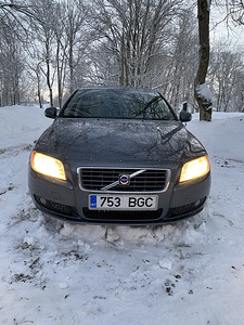 Вольво С80 (2 фото из 9)