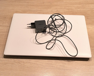 Asus X553M (3 foto / 4)