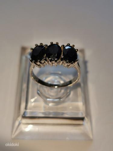 Серебряное кольцо с сапфирами. (фото #2)