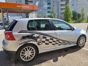 Фольксваген Гольф 5 (5 фото из 12)