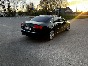 Audi A8 4.2TDI Quattro 240kw (3 foto / 9)