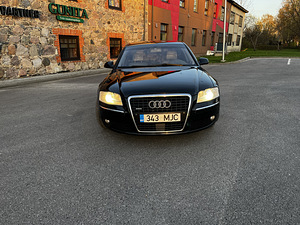 Audi A8 4.2TDI Quattro 240kw (6 foto / 9)