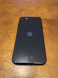 iPhone SE 2020 128GB (3 foto / 6)