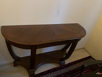 уникальный деревянный консольный столик в античном стиле