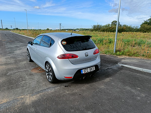 Seat Leon FR (5 фото из 7)