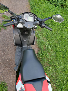 Roller Mopeed Aprilia SR 50R (3 foto / 7)