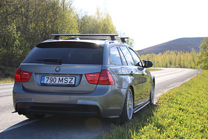 2011 BMW E91 LCI 325d 210KW (2 foto / 15)