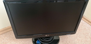 Arvuti+LG19monitor+klaviatuur+hiir (2 foto / 3)
