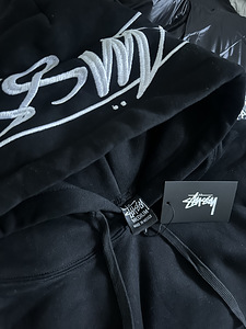 Stüssy (5 foto / 5)