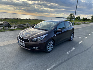 Kia Ceed 2015 nagu uus (1 foto / 10)