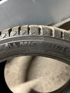 Michelin R20 315/35 BMW x5 (2 foto / 5)