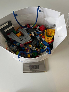 Lego 2.2 кг (2 фото из 2)