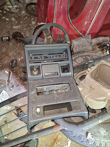 Mitsubishi Montero dokumendid ja osad (5 foto / 6)