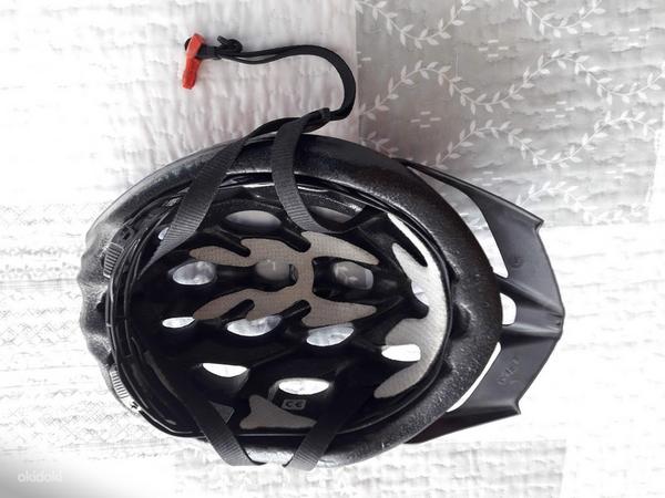 Шлем для велосипеда MET (фото #2)
