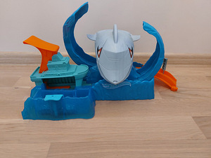 HOT WHEELS City Robo Shark Frenzy GJL12 (4 foto / 4)
