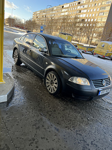 Фольксваген Пассат (1 фото из 6)
