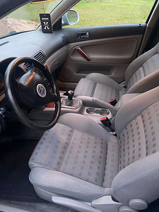Vw passat 1,9 74kw 2005a (5 foto / 6)