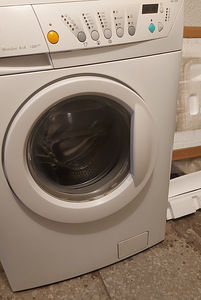 Pesumasin Zanussi (2 foto / 2)