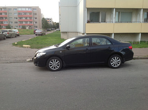 Toyota corolla (1 foto / 2)